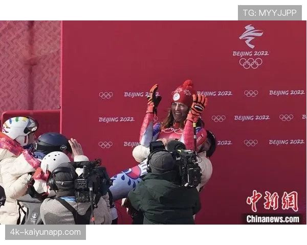 高山滑雪世界杯总冠军出炉，希弗林卫冕女子全能项目