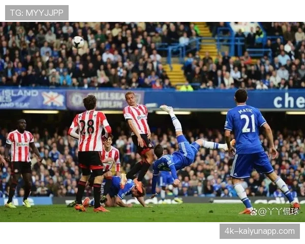 斯坦福桥突发医疗事件,曼联对阵切尔西比赛中断25分钟 斯坦福桥突发医疗事件,曼联对阵切尔西比赛中断25分钟